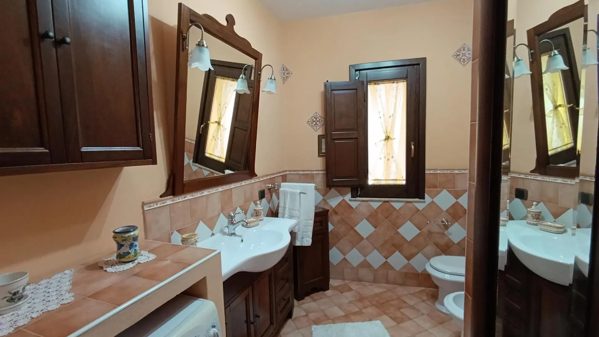Luma Guest House Castelbuono  Prázdninový dům